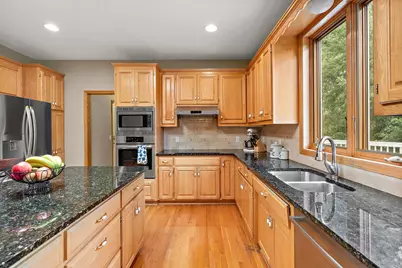 1401 Larkspur Court, Woodbury, MN 55129 - Photo 29