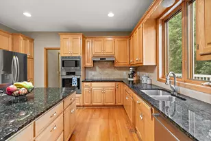 1401 Larkspur Ct, Woodbury, MN 55129 - Photo 29