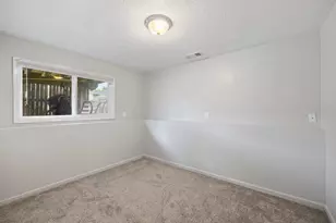 8117 Florida Ct N, Brooklyn Park, MN 55445 - Photo 15