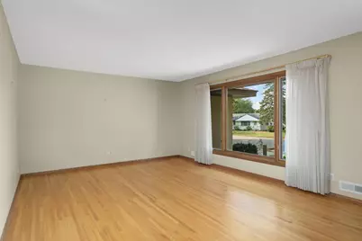 610 57th Avenue NE, Fridley, MN 55432 - Photo 5