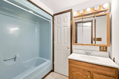 5432 Bryant Avenue N, Brooklyn Center, MN 55430 - Photo 19