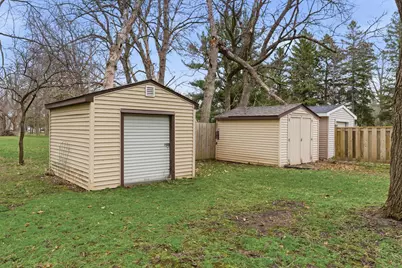 2304 15th Avenue SW, Austin, MN 55912 - Photo 21
