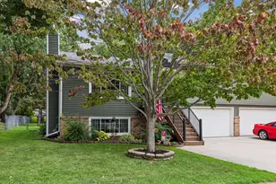 17540 Ionia Path, Lakeville, MN 55044 - Photo 3