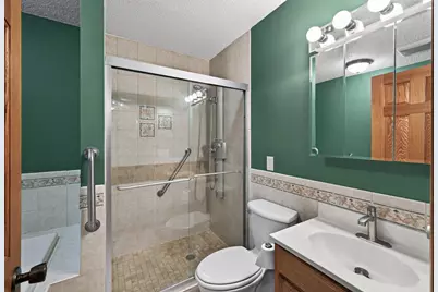 122 Demont Avenue E #362, Little Canada, MN 55117 - Photo 17