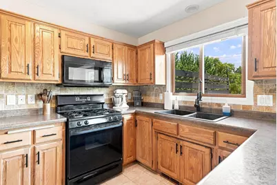 2331 Schoolmaster Drive, Chaska, MN 55318 - Photo 13
