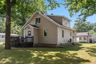 712 4th St SW, Little Falls, MN 56345 - Photo 3