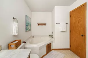 2508 Innsbruck Trail, New Brighton, MN 55112 - Photo 17