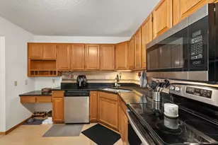 2508 Innsbruck Trail, New Brighton, MN 55112 - Photo 13
