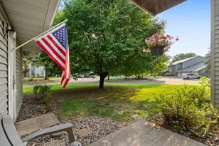 2508 Innsbruck Trail, New Brighton, MN 55112 - Photo 5