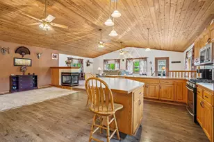 2908 Roosevelt St NE, Saint Anthony, MN 55418 - Photo 15