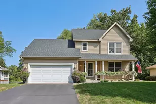 10420 49th Ave N, Plymouth, MN 55442 - Photo 1