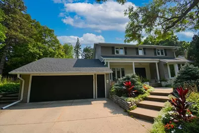 776 Upper Colonial Drive, Mendota Heights, MN 55118 - Photo 1