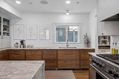 2432 W 24th Street, Minneapolis, MN 55405 - Photo 17