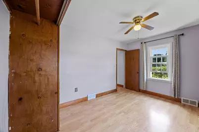 460 S Grey Avenue, Rush City, MN 55069 - Photo 29