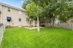 303 1st St SW, Austin, MN 55912 - Photo 25