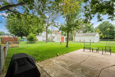 303 1st Street SW, Austin, MN 55912 - Photo 23