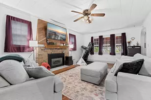 303 1st St SW, Austin, MN 55912 - Photo 5