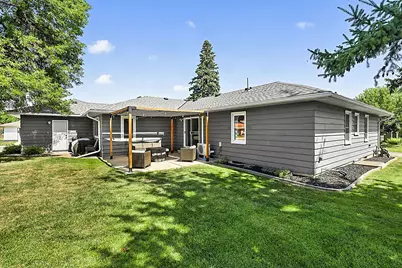211 Cedar Avenue S, Watkins, MN 55389 - Photo 7