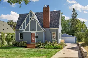 1020 Hoyt Ave W, Saint Paul, MN 55117 - Photo 1
