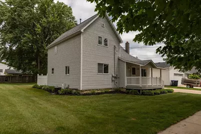 105 4th St NW, Kasson, MN 55944 - Photo 3