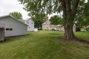 105 4th St NW, Kasson, MN 55944 - Photo 33