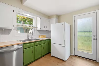949 Hatch Avenue, Saint Paul, MN 55103 - Photo 11