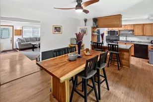 25640 Wildrose Ln, Shorewood, MN 55331 - Photo 11
