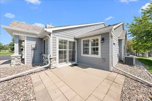 9961 Tamarack Cove, Woodbury, MN 55125 - Photo 5