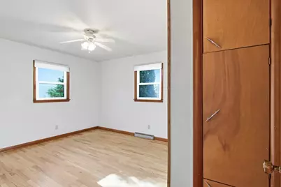 1002 W Spruce Street, Chippewa Falls, WI 54729 - Photo 15