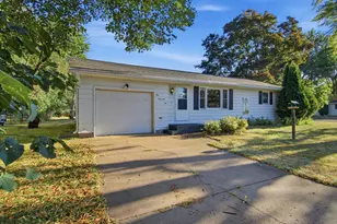 1002 W Spruce St, Chippewa Falls, WI 54729 - Photo 25