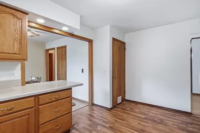1002 W Spruce Street, Chippewa Falls, WI 54729 - Photo 7