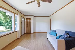 1002 W Spruce St, Chippewa Falls, WI 54729 - Photo 11