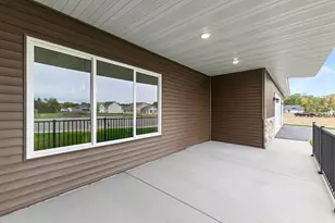 1058 241st Ln NE, East Bethel, MN 55005 - Photo 9