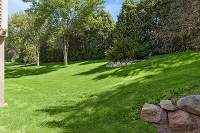 3705 Oakton Ridge, Hopkins, MN 55305 - Photo 33