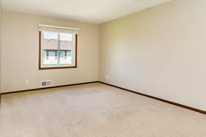 10323 Balsam Lane, Eden Prairie, MN 55347 - Photo 15