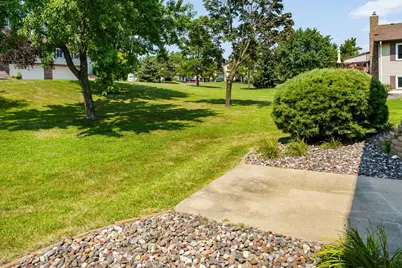 10323 Balsam Lane, Eden Prairie, MN 55347 - Photo 27