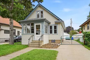 1426 Pascal Street N, Saint Paul, MN 55108 - Photo 1