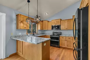 2236 232nd St, Saint Augusta, MN 56301 - Photo 5