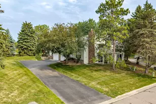 1303 W 140th St, Burnsville, MN 55337 - Photo 33