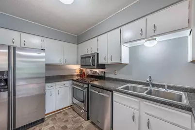 1303 W 140th Street, Burnsville, MN 55337 - Photo 13