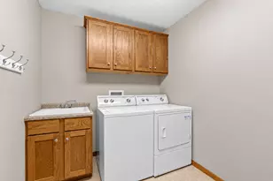 930 Aspen Cir, Watertown, MN 55388 - Photo 31