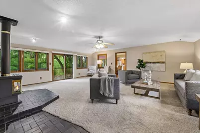 18503 Hanus Road, Minnetonka, MN 55345 - Photo 3