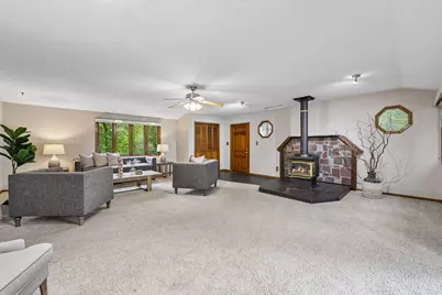 18503 Hanus Road, Minnetonka, MN 55345 - Photo 5