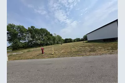 1801 4th Avenue NE, Barnesville, MN 56514 - Photo 1