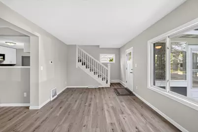 215 9th Avenue NE, Rochester, MN 55906 - Photo 7