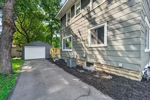 215 9th Ave NE, Rochester, MN 55906 - Photo 3
