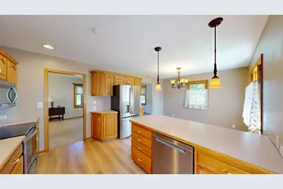 902 3rd Avenue S, Albert Lea, MN 56007 - Photo 3
