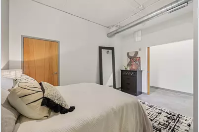 2929 Chicago Ave #1105, Minneapolis, MN 55407 - Photo 25
