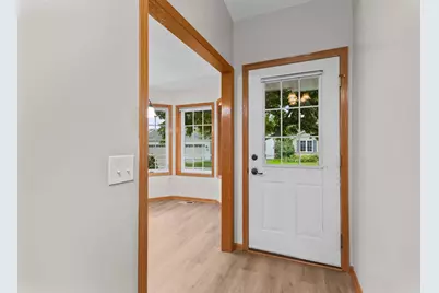 8488 Powers Place, Chanhassen, MN 55317 - Photo 11