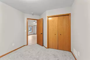 8488 Powers Pl, Chanhassen, MN 55317 - Photo 21